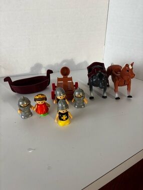 1989 Lil Playmates Horses, Boat, Queen & Knights Action Figures Vintage